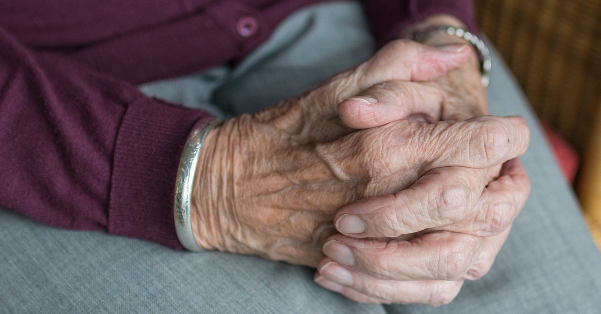 Investigadores chilenos validan test para apoyar diagnostico de alzheimer en pacientes de baja escolaridad. bit.ly/test-alzheimer