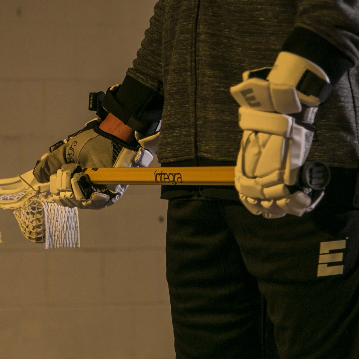 Epochlax's tweet photo. Find Integra Techno Yellow at your local retailer today #LivePlayBe #IntegraTechnoColor #TechnoColor #DragonflyIntegra #Integra #IntegraCollection #MadeinUSA #FeelDesignControl #Lacrosse #Lax https://t.co/bzitbA2PAr