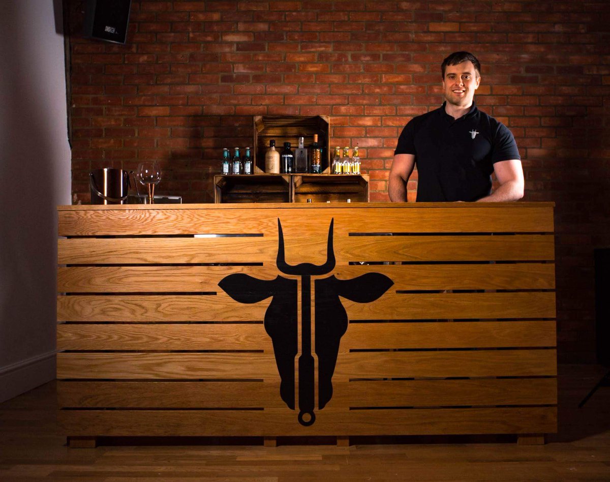 We are proud and excited to launch our new bar service! 🙌

Complete with a custom made, solid oak bar, we offer a unique range of local alcohol, including specially selected local gins and craft beers as well as all-natural, traditional moonshine.
barknrender.co.uk/bar-hire