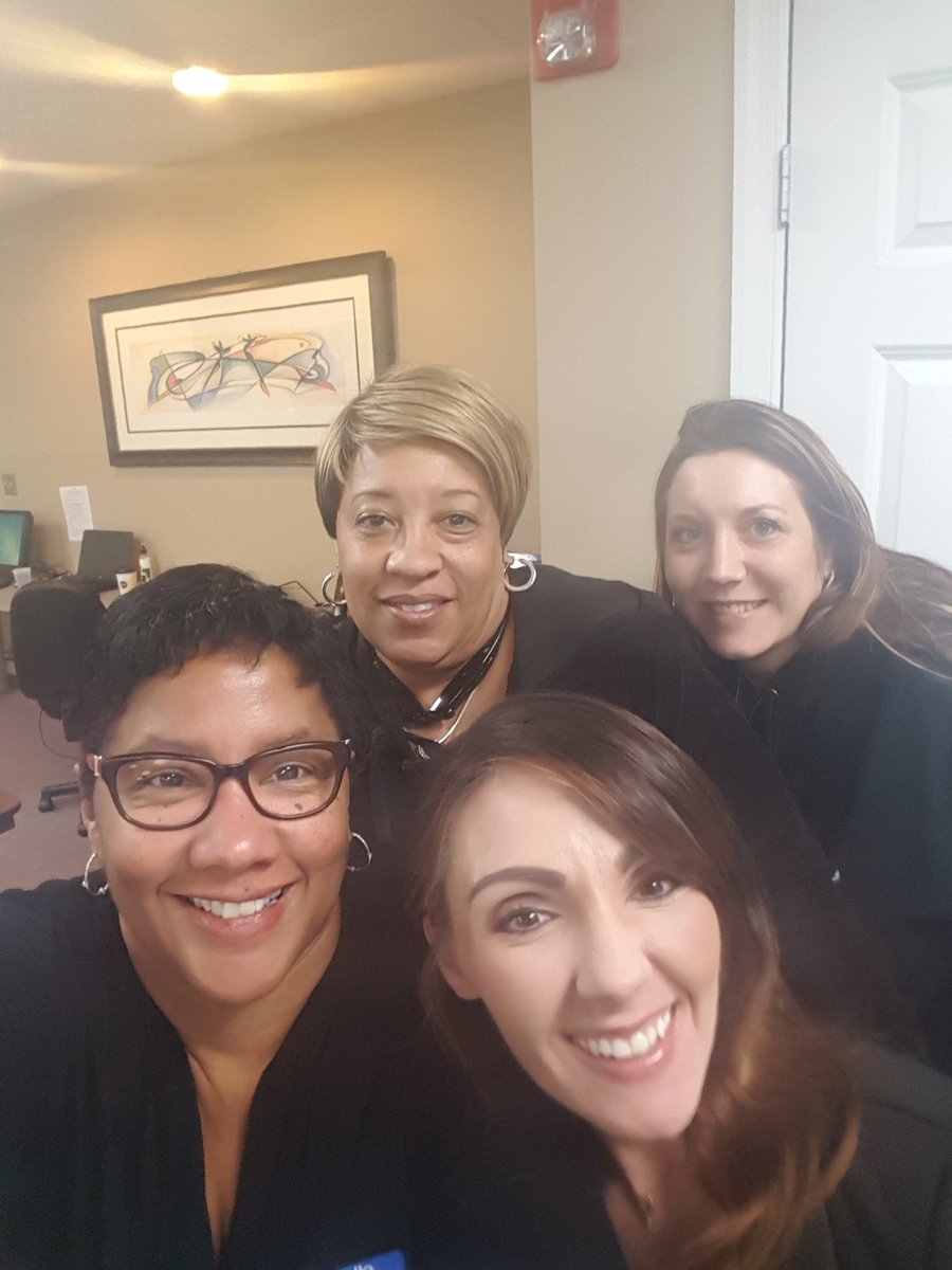 realtorlisakell's tweet image. Building success with like minded people.  @SoldWithShay 
#8WeekSuccess, #RealtorSuccess #EXITLandmarkRealty