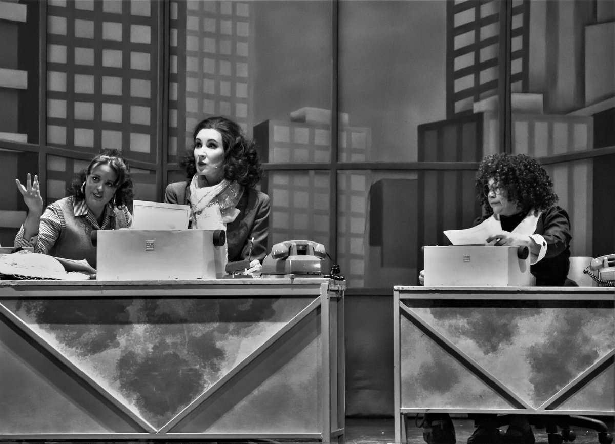 DCU_IOM's tweet image. You&apos;ve only got until Saturday to see our fab show &apos;9to5&apos;- grab your tickets here villagaiety.ticketsolve.com/shows/873582651 (Many thanks to @mikebonner101 for the amazing dress rehearsal snaps 📸)