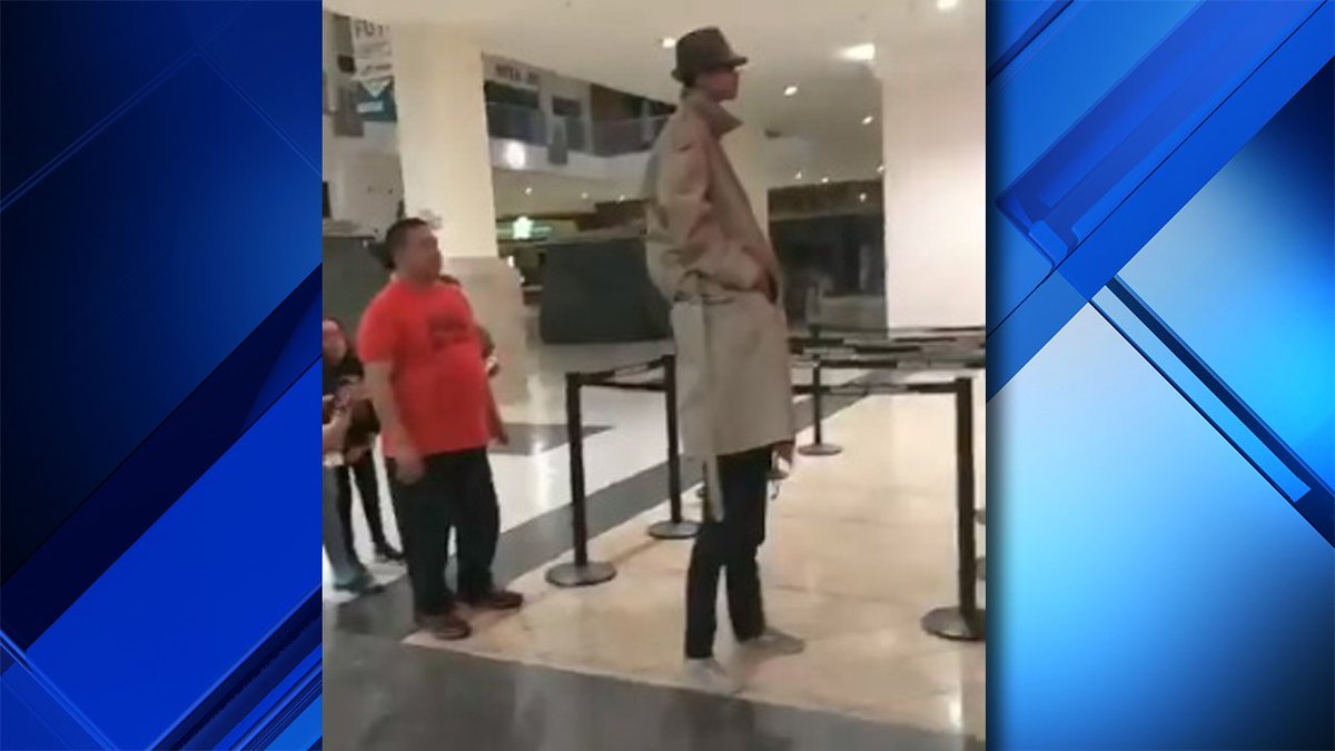 Kids hilariously fail in attempt to sneak in to see @TheBlackPanther bit.ly/2C9CAE1?utm_so… https://t.co/5htaQRD0N5