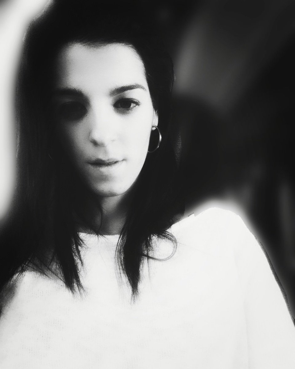 _mariiamena_91's tweet photo. Por si acaso... https://t.co/uPPlahLuUc