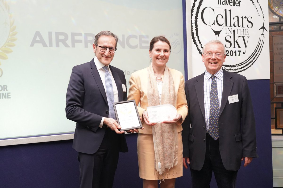 First Class Fortified/Dessert – Gold Medal - Château Lafaurie -Peyraguey 2009, Sauternes, France <a href="/LpLalique/">Château Lafaurie Peyraguey</a> <a href="/airfrance/">Air France</a> <a href="/BTUK/">Business Traveller</a> #wine #winelover #CellarsInTheSky  #FirstClass  #FrenchWine