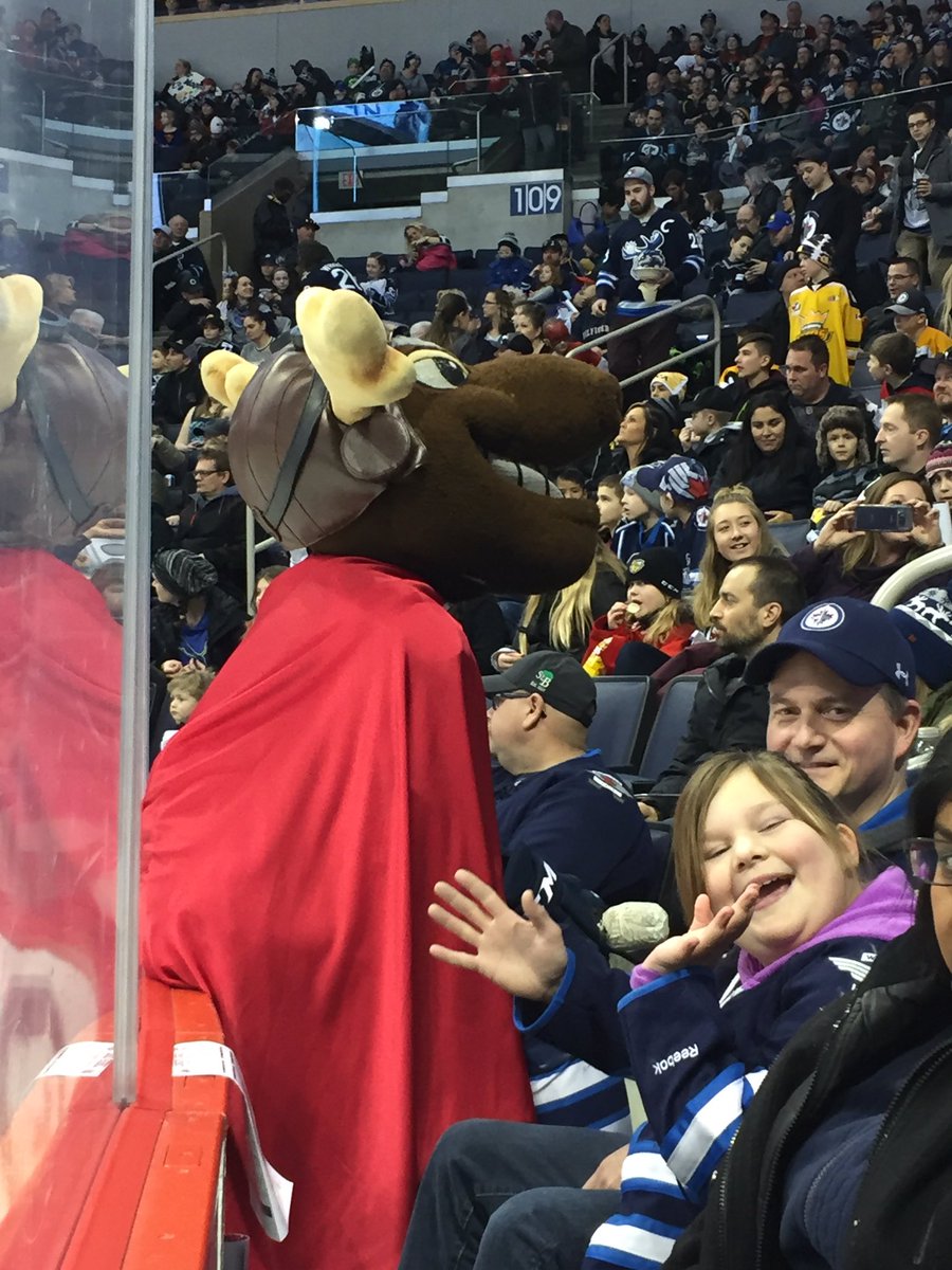 MrsDaeninck's tweet photo. #GoMooseGo https://t.co/2US513cRS4