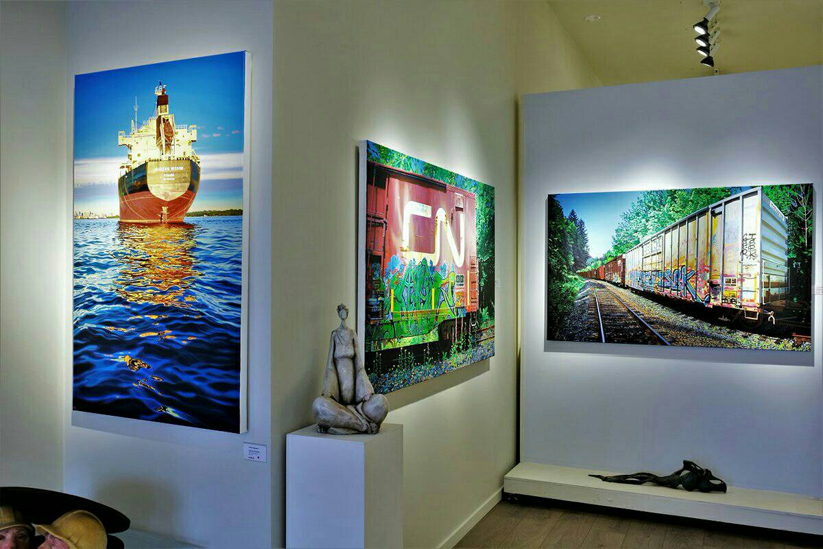 VanGalleryRow's tweet photo. RT @SouthGranville: Congratulations to @valerieraynard on the successful completion of her first solo show "Our World" at @KurbatoffG!
Kurbatoff Gallery
2435 Granville Street
#SouthGranville #VancouverArt #GalleryRow #kurbatoffgallery #yvr https://t.co/LqgpZH1rp1