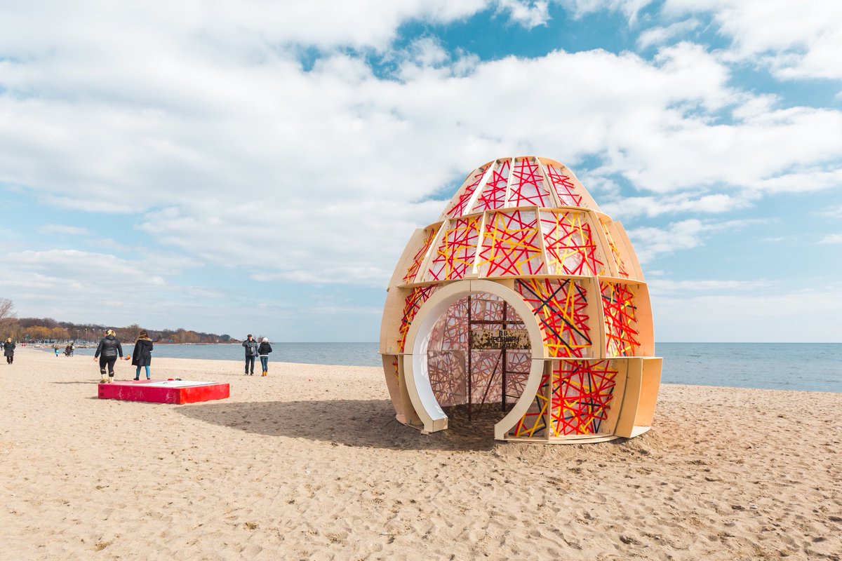 dastorontomet's tweet photo. It’s been a beautiful day at the @WaterfrontBIA with @winterstations to unveil NEST for #familyday!
📷 by @hernymai https://t.co/szEC57HwBb