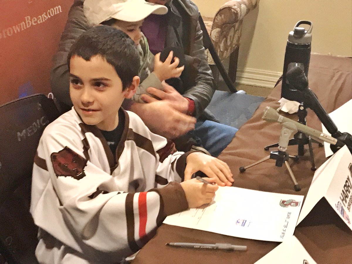 Brown Men's Hockey tweet media