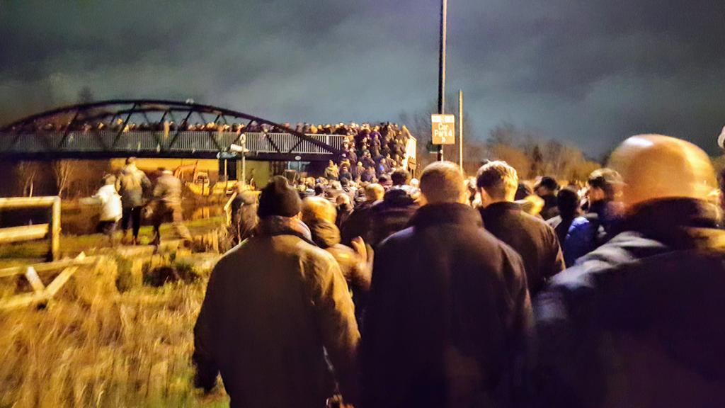 TyldesleyTic's tweet image. Walk of dreams 🔵⚪ #wafc #springy #mcfc