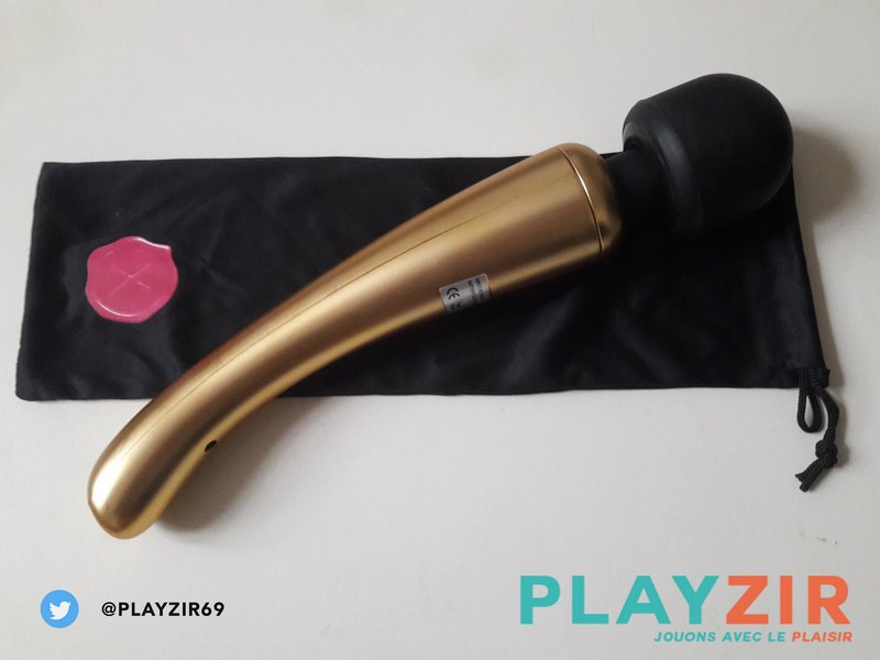 Playzir69's tweet photo. Retrouvez notre test du Megawand @dorcel version Gold. 
Merci @dorcel pour leur confiance et de nous avoir transmis ce sextoys. 
https://t.co/9U6XHKe9dv

#TESTSEXTOYS #SEXE #DORCEL #REVIEWSEXTOYS #SEXTOYS https://t.co/vW1pr6PFUt