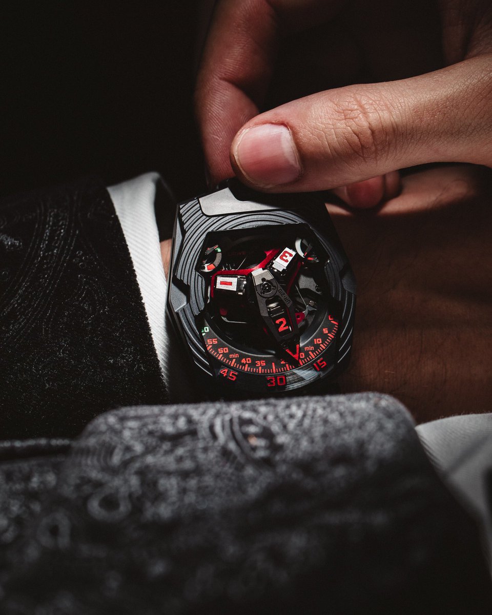 URWERK_Geneve's tweet photo. A finish in black platinum (DLC) giving the UR-210 Royal Hawk a more regal look.
Follow the link to learn more about our latest release => https://t.co/kP2KLjDm62
⠀⠀⠀⠀⠀⠀⠀⠀⠀
#urwerk #urwerkcollector #satellitecomplication #ur210 #platinum #royalhawk https://t.co/almzScrnJc