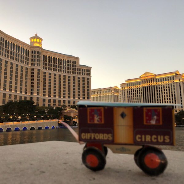 PaperHill's tweet photo. #buildyourownwagon #competitionentry #ilovegiffordscircus https://t.co/ezqKrWilMT