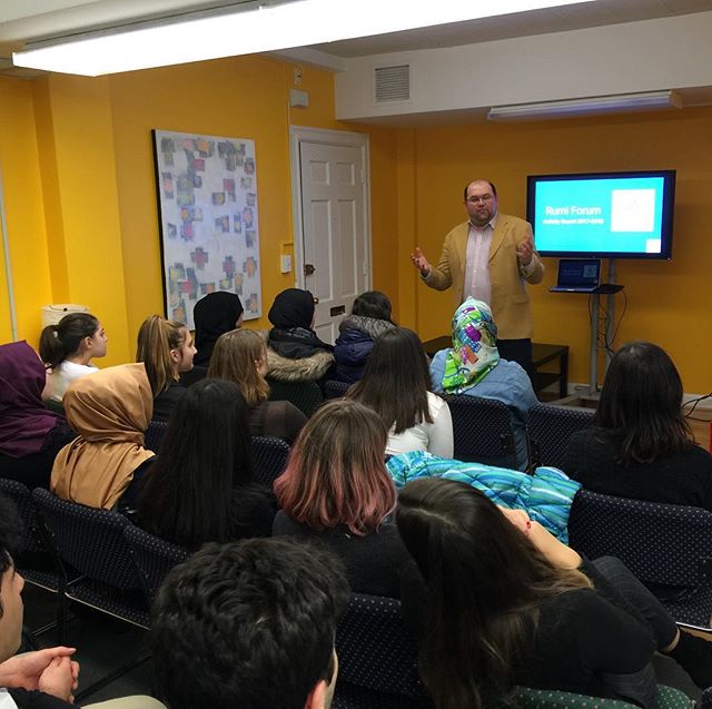 DCInterfaith's tweet photo. Happy to host "Young Peacemakers", a group of Jewish and Muslim youth created for better understanding. https://t.co/wBAR2amX1Y #RumiForum https://t.co/uwGB78nrVh