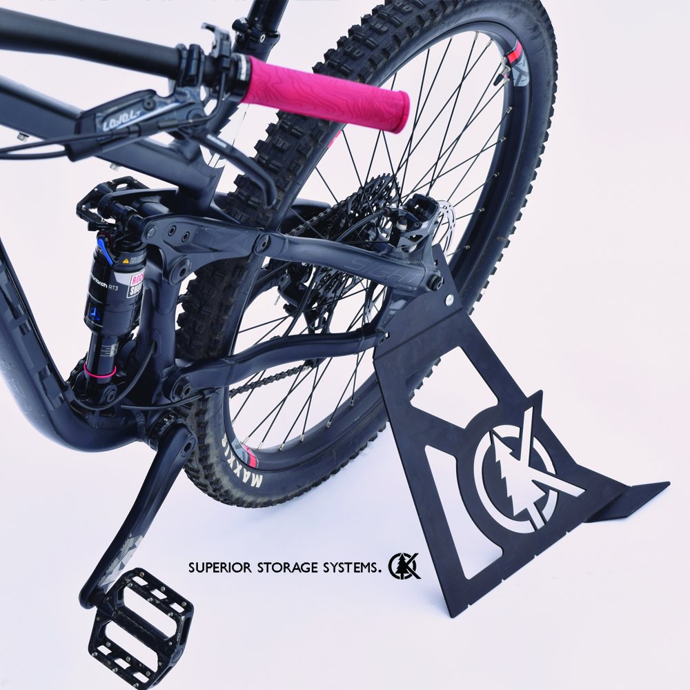 oakmulgee's tweet photo. One stand, four positions, and countless days of keeping your bike off the ground, go shop our Stomp Stand now! #oakmulgee #storeyourstuff #adventure #outdoors #gearstorage #adventureready #protection #outdoorgear #gear #mountainbike #mtb #fixie #roadbike #pedal #stand https://t.co/erWYTkDn8S