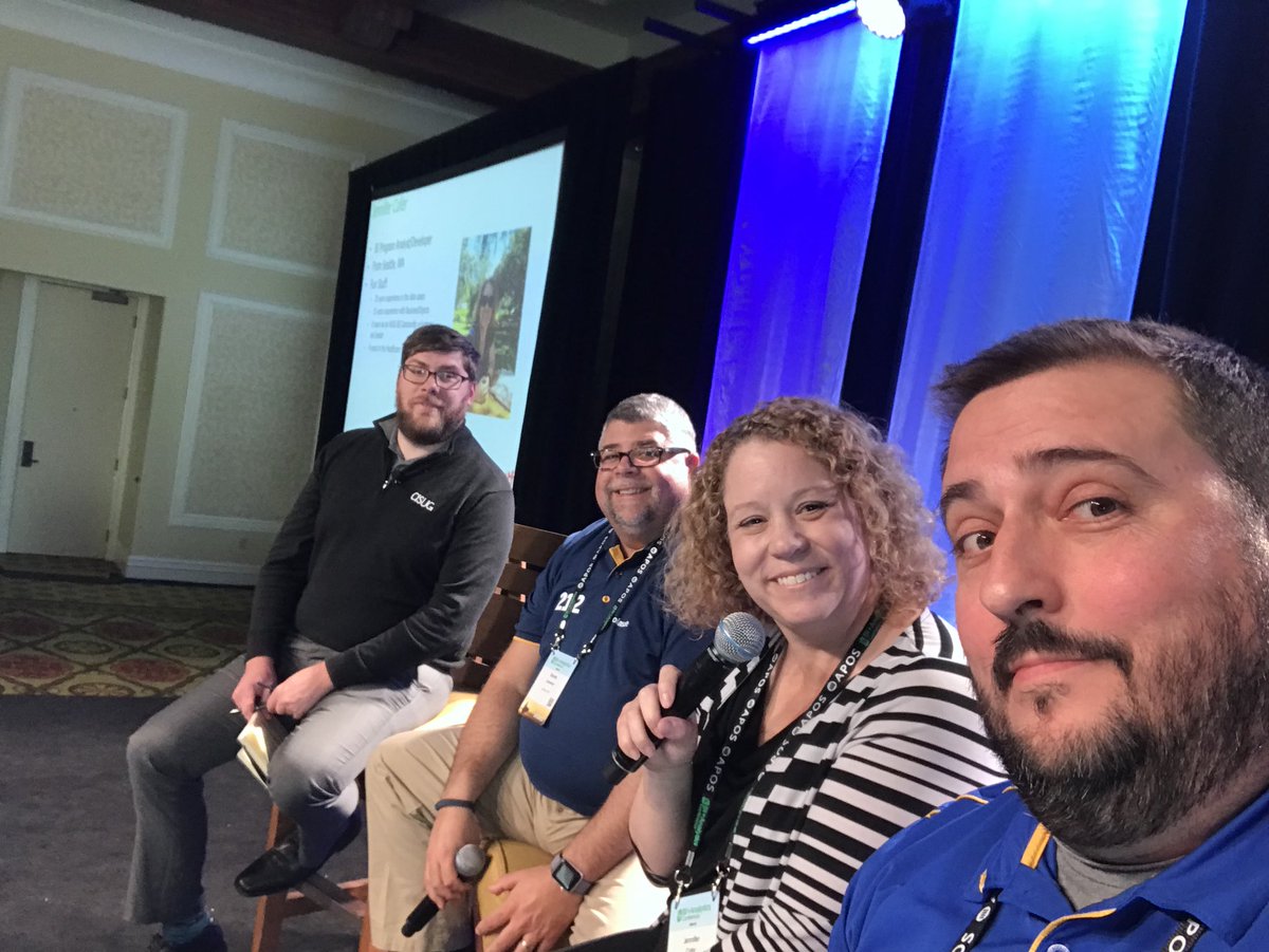 oswaldxxl's tweet photo. What was the last #Healthcare #Analytics panel you’ve seen that included a mid-answer selfie? Thanks to #BIAConf for hosting. https://t.co/BfIX5qtcMg