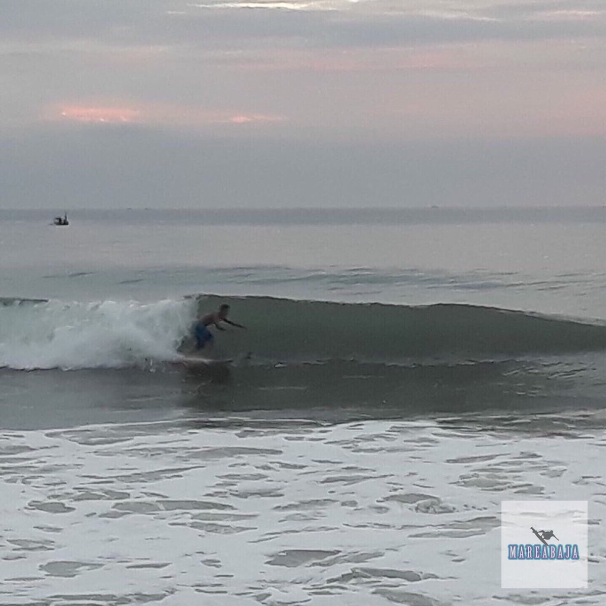 EcuaSurf's tweet image. #Manglaralto #hoy #olas 📷 Calincho