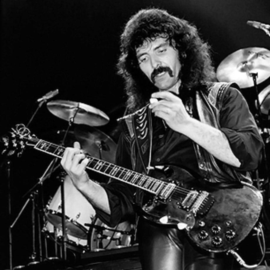 Tony Iommi is what every guitarist wanted to look like in the 70 s. Happy bday 