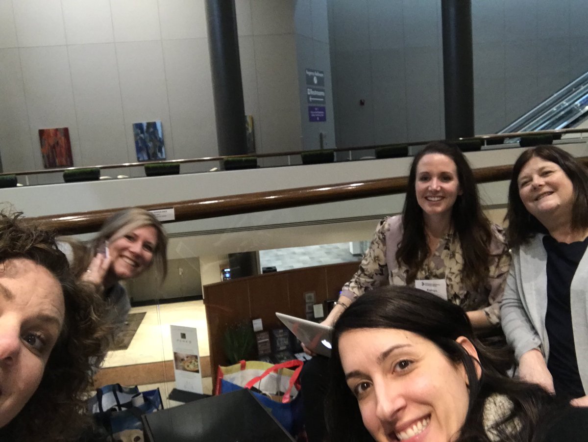 laurajacobsen12's tweet photo. #NCBUSS. @rrcna_org processing with my peeps! #bestsessions #learningsomuch #bestteachers ❤️📚🤘🏻 https://t.co/RBiPxsWw6W