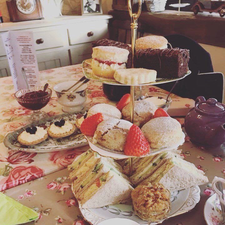 Gardeniatea's tweet photo. Vegetarian &amp; Vegan Vintage Afternoon Teas. Follow or like us our Facebook page to keep up to date with what's new. https://t.co/ZvjzypKcUS