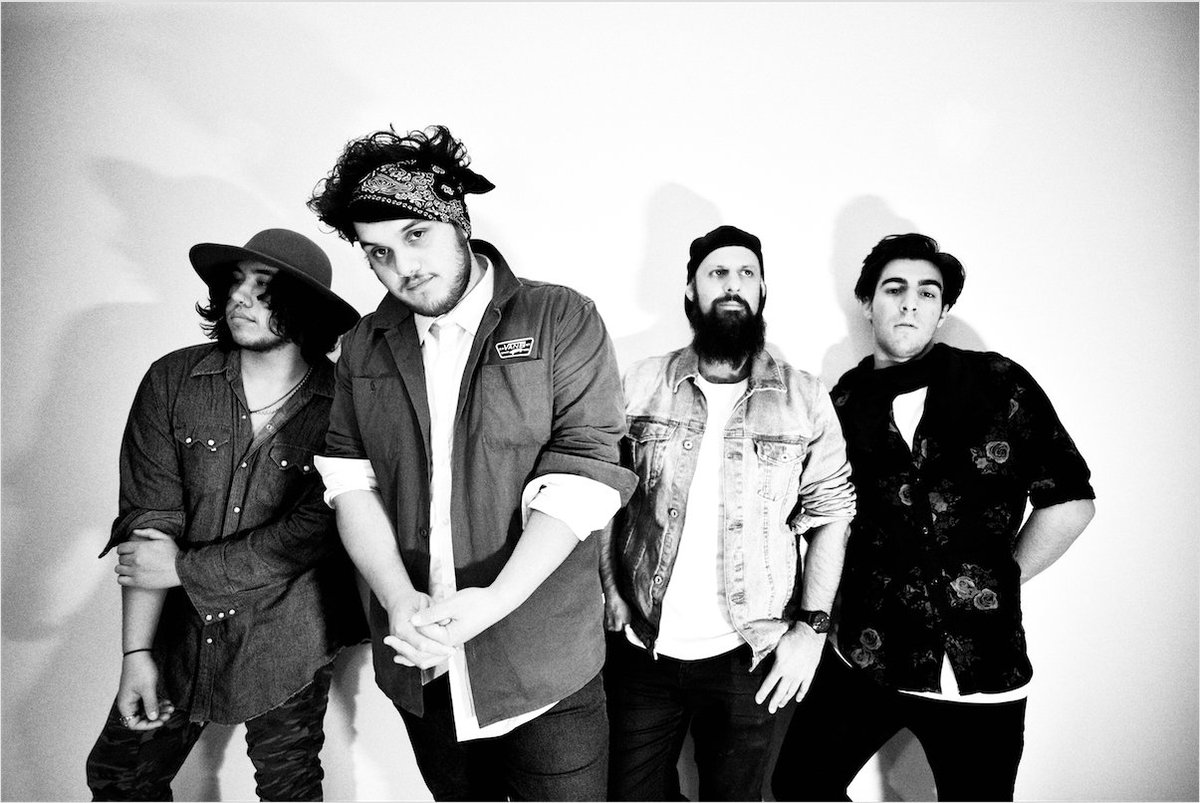 NeonQueenBand tweet picture