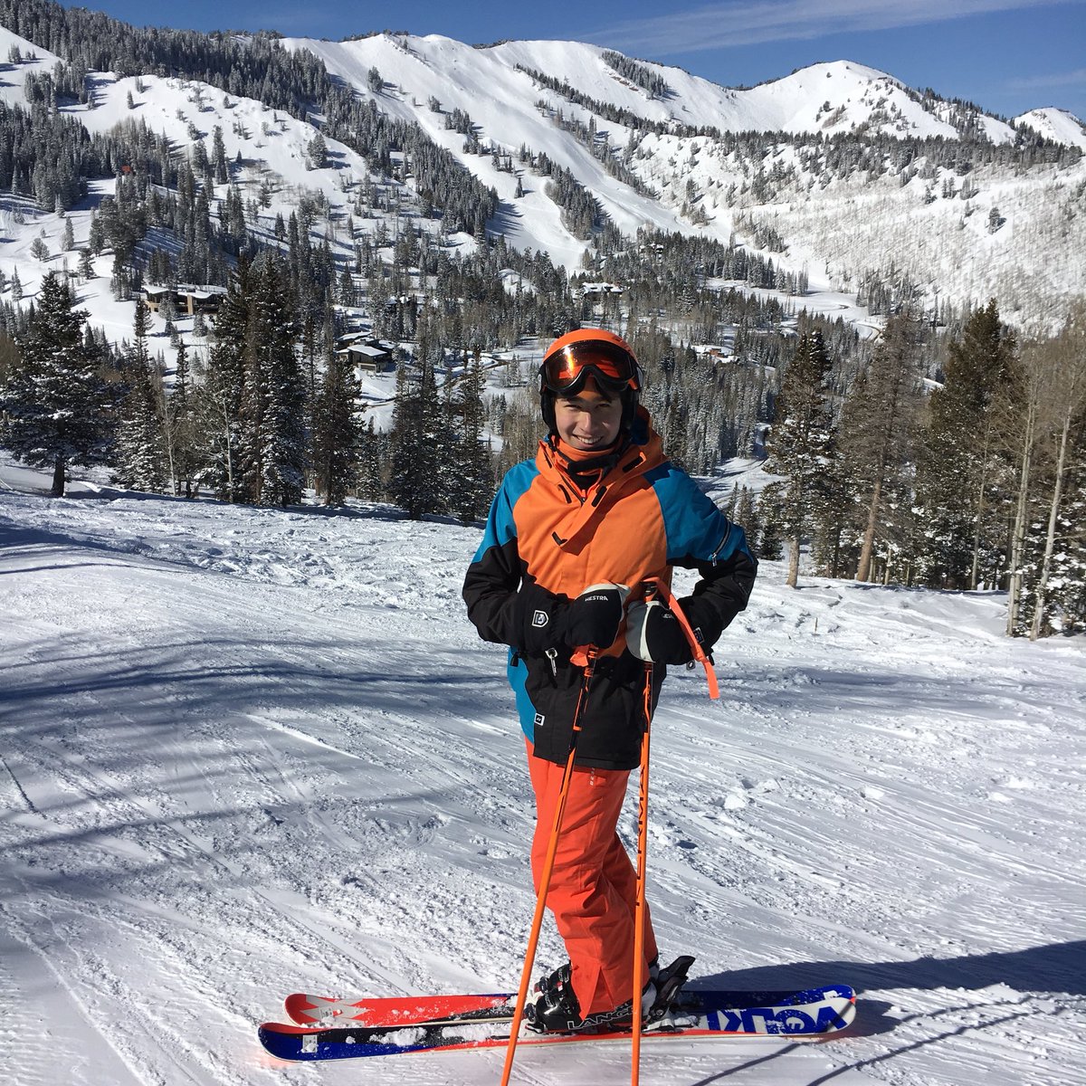 JustinRiverston's tweet photo. Park city is so fun!!❄️❄️                    #artist #singer #songwriter #orange #utah #parkcity #instagood #insta #instagram #earth #musician #living #dreams #vail #2018 #ski #skiing #skier #creative #justinriverstone #colorful #snow #winter #nature #travel #fashion #energy https://t.co/7VKL0Fdy66