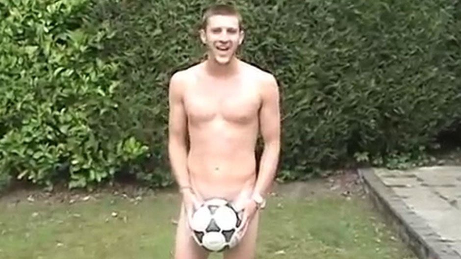 FatWabs's tweet photo. Football video out tomorrow https://t.co/GMd1EETuXB
