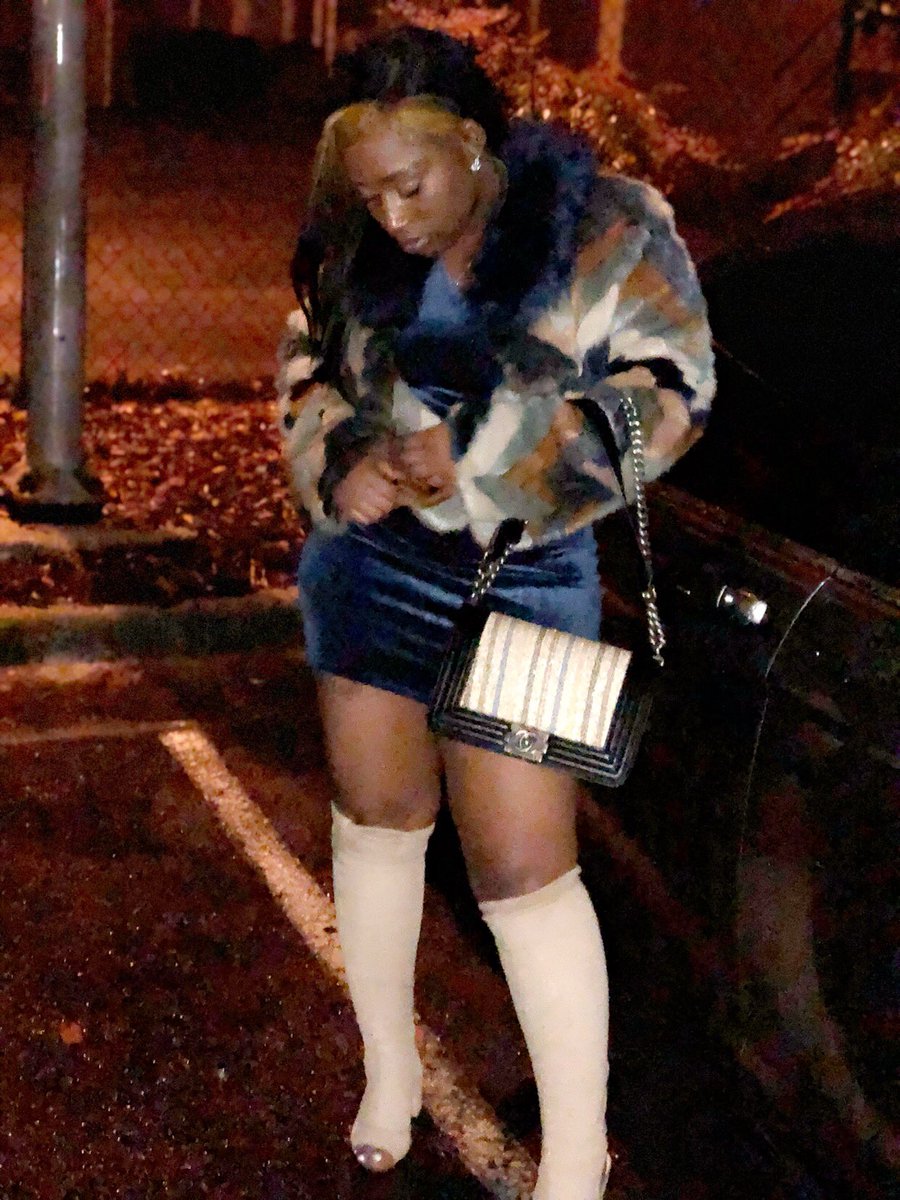 ObeyEriel's tweet photo. Got on a alaskan mink coat, I feel like a eskimo✨ #aamu20 https://t.co/pKobeQAzxG