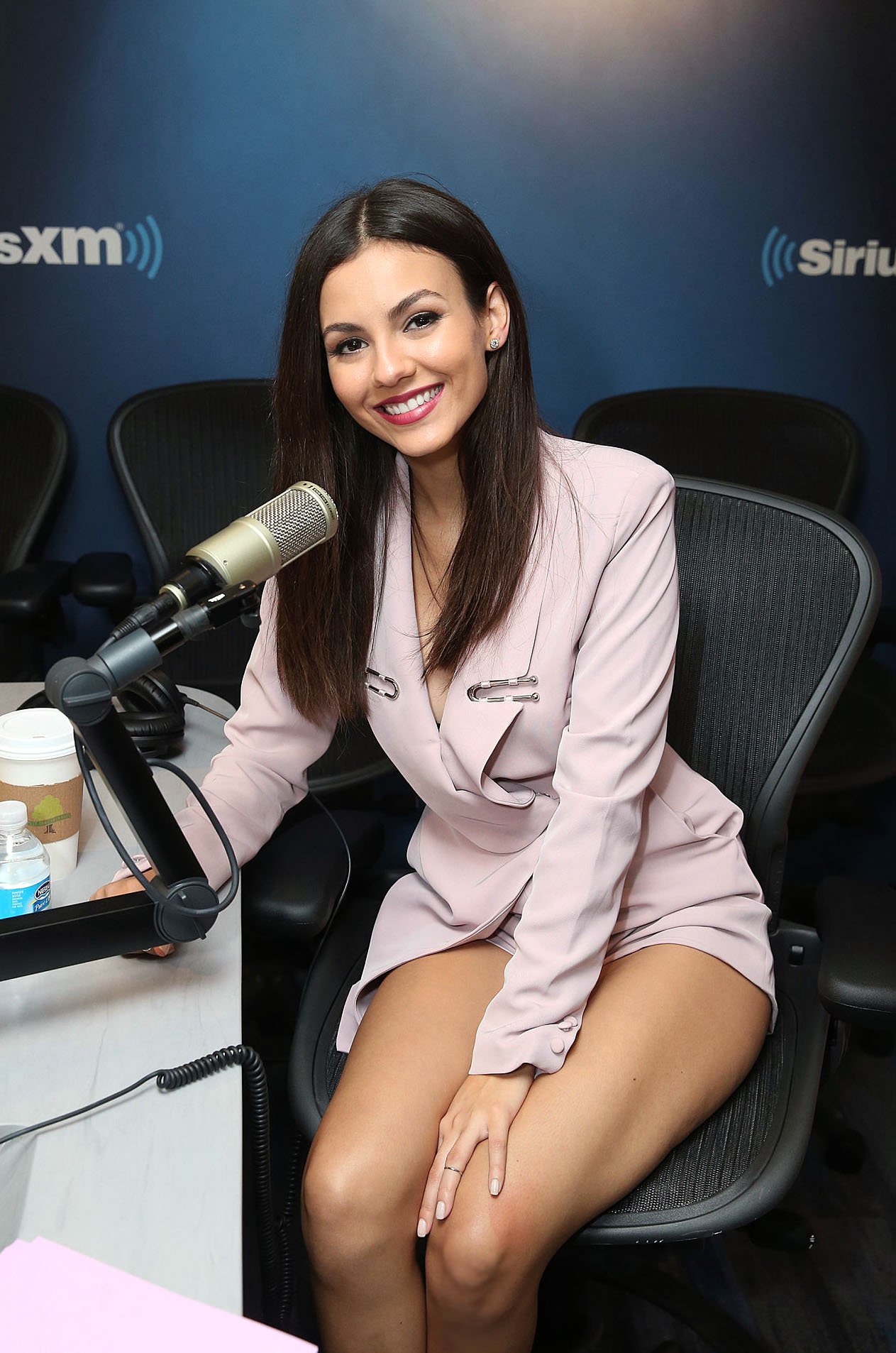  Happy birthday lovely girl!!  Victoria Justice has beautiful legs!! 