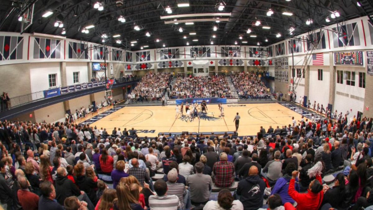 gregrowson's tweet image. Excited and Blessed to announce my commitment to the University of Mary Washington to continue my basketball career #umw2022🦅