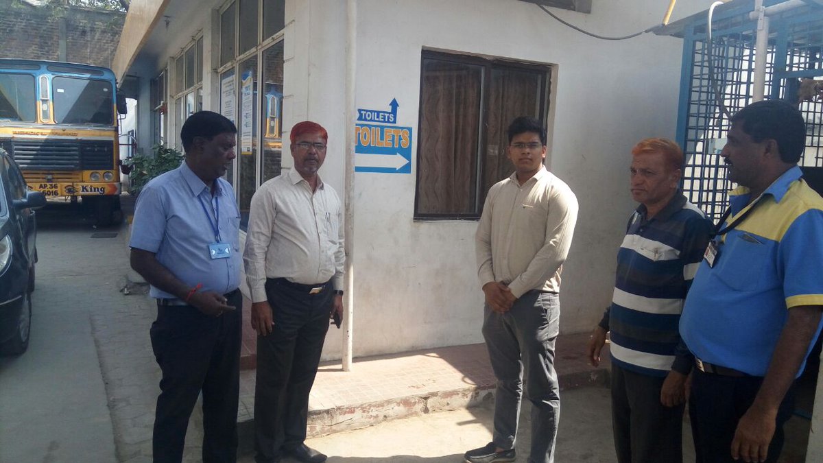 MC_Nizamabad's tweet photo. QC team inspected #Public_Toilets, #Toilets in #Fuel_Stations @#Nizamabad with this #NMC is about to launch #Toilet_Locator app soon.
#19-02-18 https://t.co/5Duu7rG7EZ
