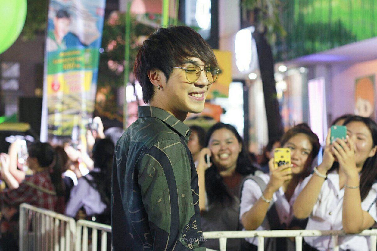 .
รักผู้ชายคนนี้จัง..ทำไงดี 😫😫
#โออิชิโอทั้งคู่ยูเลือกได้ 
<a href="/n_whitewo/">whitewo</a> #whitewo