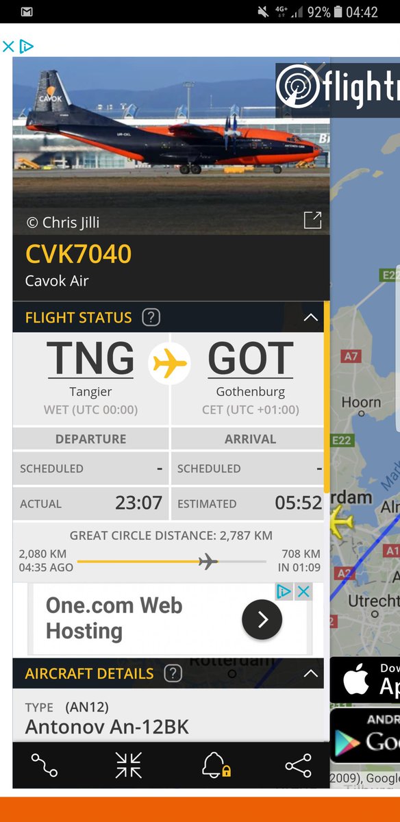 DertienDesign's tweet image. Weet niet wat er net over vloog... maar als het deze was mogen ze die voortaan aan de grond houden! #wateenherrie #tweetakt?

#schiphol #airtrafficcontrol #cavok