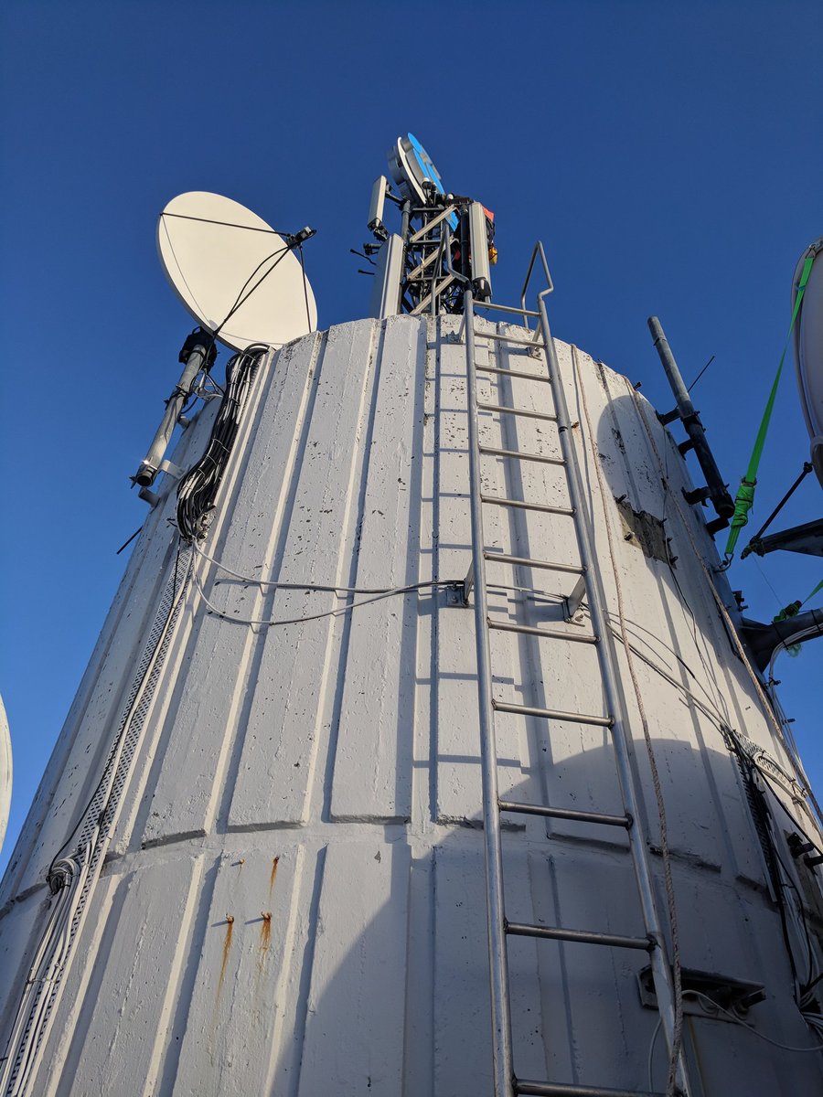 Our first 1Gb/s site is live! And many will follow. It also combines our new 700MHz low-band spectrum which reaches farther and with better indoor penetration