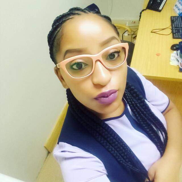 NgamoolaTweets's tweet photo. #FindLoveWithKholi I know its during the week, you must be employed and good looking im 22 working, have my own car, work at Lancet... couldnt wait! #HaveMoney azishe! ๐ https://t.co/7wunhbD4HT