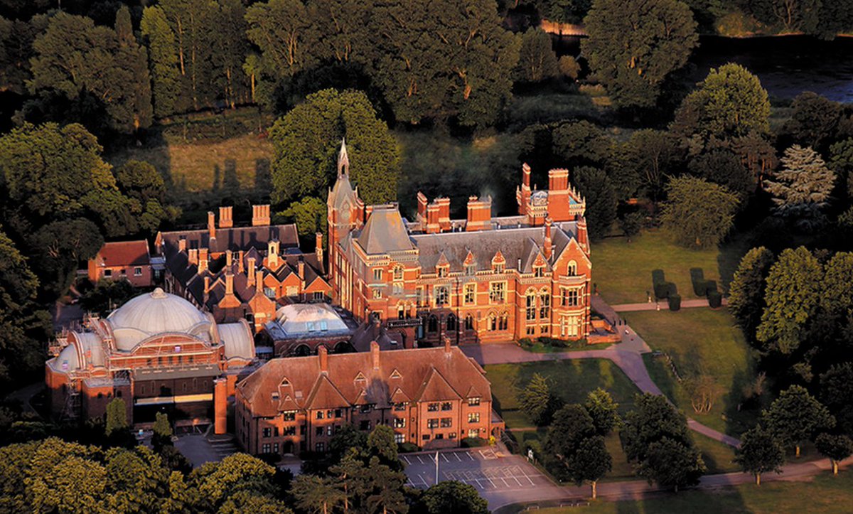 Mother’s Day at Kelham Hall &amp; Country Park

Treat your mum this Mothers day with a delicious lunch or afternoon tea served in grand surroundings. 

Booking is essential for this event. Please call our events team on 
01636 980000 to avoid disappointment.