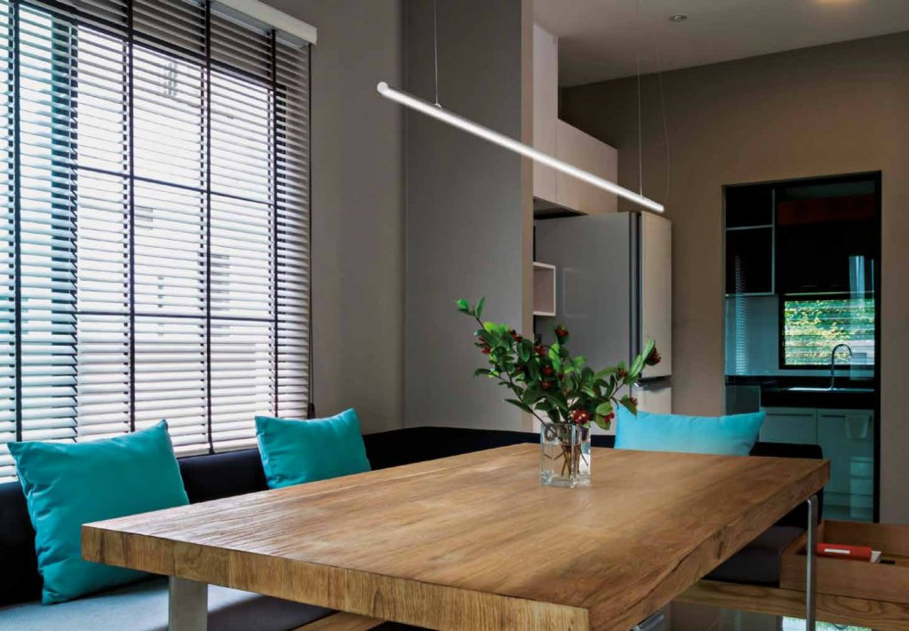 stillucestore's tweet image. Una linea luminosa efficiente che illumina senza appesantire l’ambiente circostante! Scopri Egoluce Lancia, tantissimi modelli disponibili: 
#StilluceStore #Egoluce #Lancia #LanciaTiTraLeOfferte
 stilluce.it/egoluce-illumi…