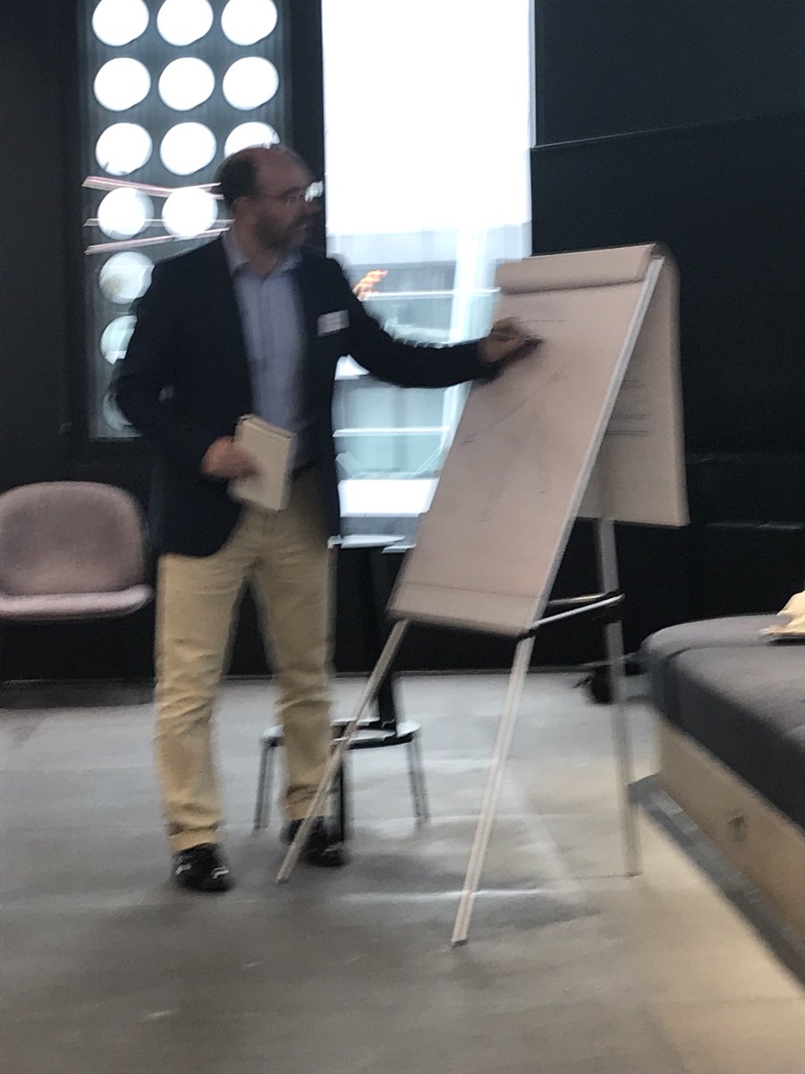 Julie Kennedy tweet media