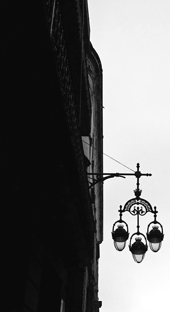 llastarri's tweet photo. 7 dies, 7 fotos en blanc i negre de la teva vida diaria, sense explicacions, sense gent.
#6de7 https://t.co/qj0GgJghU3