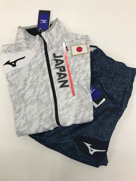 mizuno olympic clothing