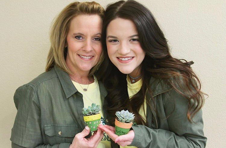 EtaSigSWOSU's tweet photo. Mom’s Day 2018
•
•
•
Life would succ without our mamas https://t.co/9mGvR23UZ7