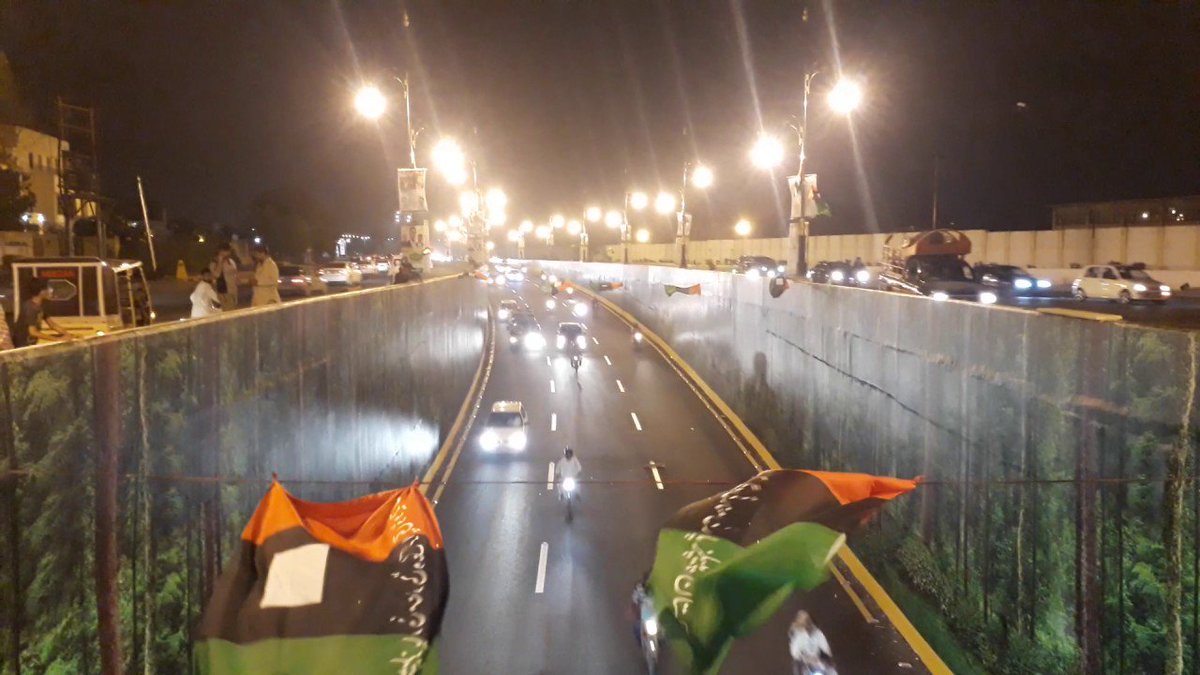 AchievementsPPP's tweet image. Shaheed Munawar Suharwardi Underpass at drigh road, Shahrah-e-Faisal Karachi.
  
#KarachiMegaProject #Infrastructure #LocalGovtSindh #PPP