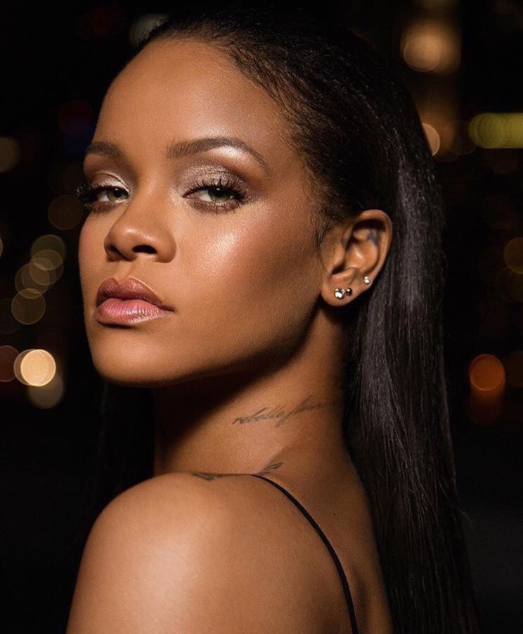 LolNotDarian's tweet image. Before 30, Rihanna had the opportunity to be appointed as the Global Education Ambassador, own a multimillion dollar makeup company and a multimillion dollar fashion line that allowed Puma to revive their entire brand. Before 30 years old, Fenty was no longer a name, but a brand.