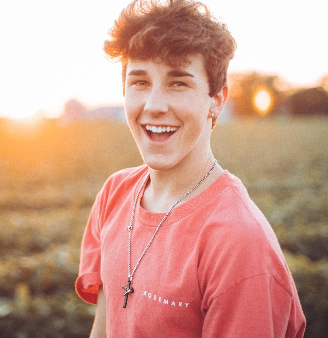 shawnmendesbebe's tweet photo. Les puedo asegurar que @HunterRowland es lo más adorable y perfecto de este mundo.😍💕 https://t.co/el5OTXP2dq