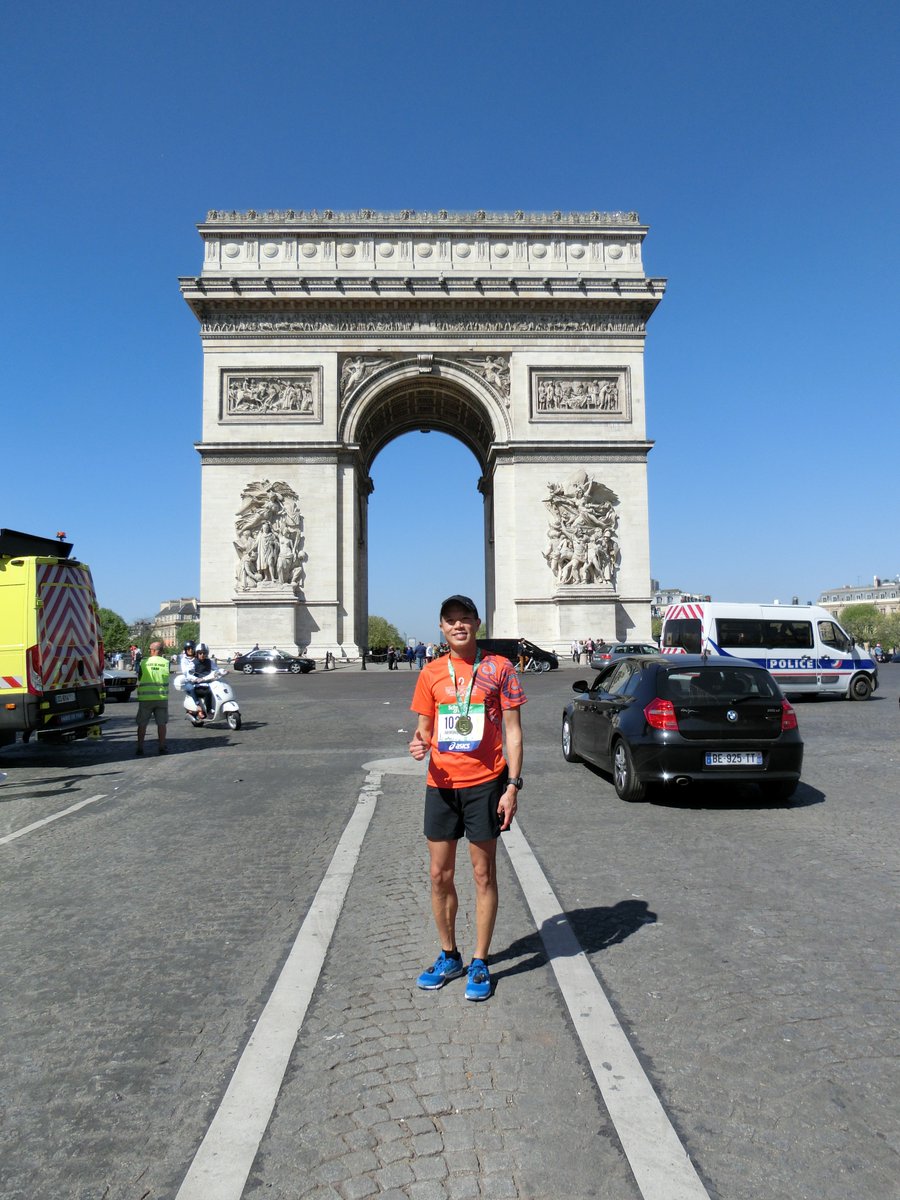 "Humon <a href="/behumon/">Humon</a>, please help me replace my BSX Athletics insight! #trainwithHumon"