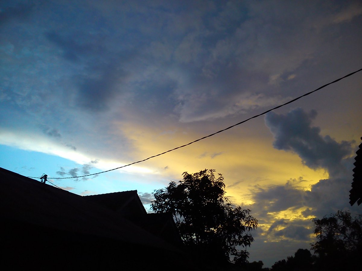 stoperpapper80's tweet image. Happy XPERIA , picture by : harrylukman oksigen