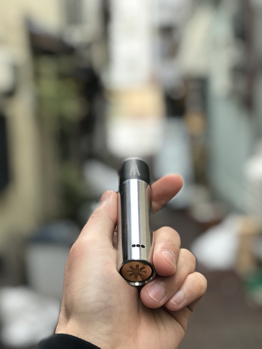 vaporcloudjay's tweet image. VAPOR CLOUD古町店オープンしてます^ ^
暖かくなって久々に路地裏ショット。

明日はお休みですので、古町店でどうぞ^ ^
お待ちしてます。

#vaporcloud  #chadworks #rigmod #piggymod