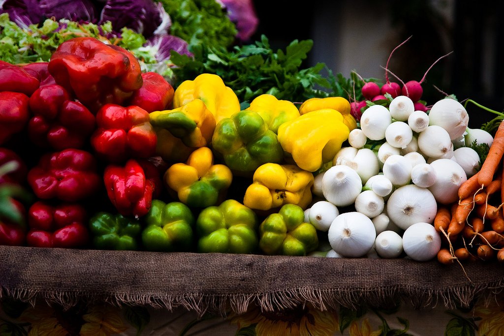 tella_tale's tweet photo. #ShortStory : Golu’s Adventure - A boy’s tryst with vegetables https://t.co/BQhPRK1szb #story #tellatale https://t.co/OiVRxcrcyt