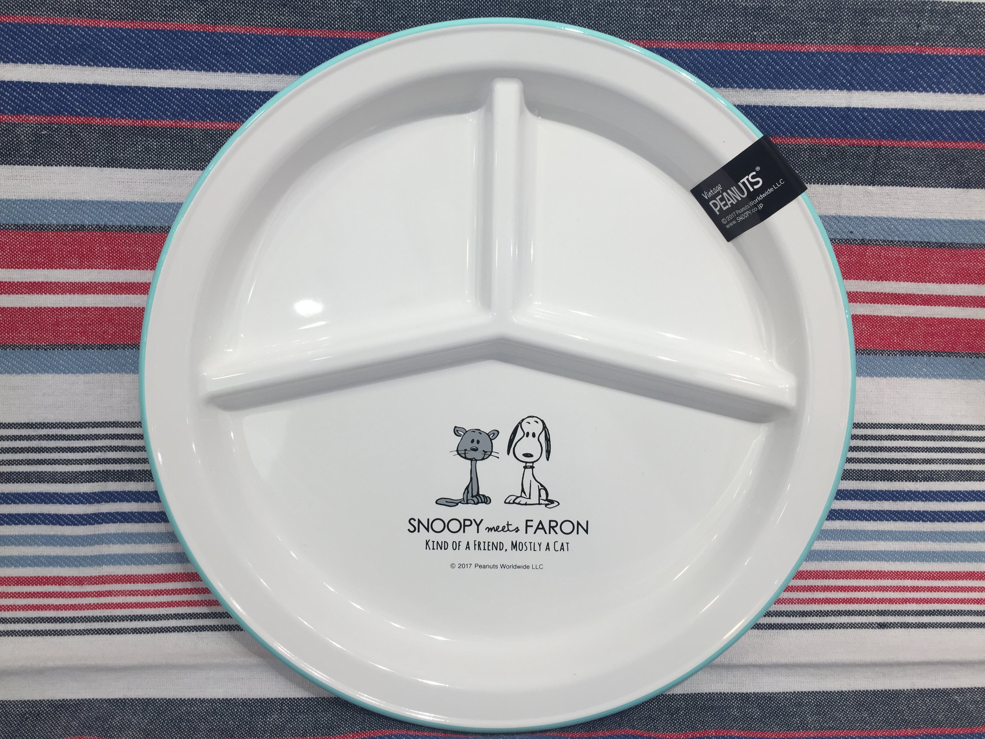 コトブキヤ立川本店 立川本店1f Peanuts新商品 スヌーピー とファーロンがプリントされたオシャレな食器が入荷しました ランチプレート 16込 カリー パスタ皿 1404込 シリアルボール 972込 がございます ぜひご利用くださいませ