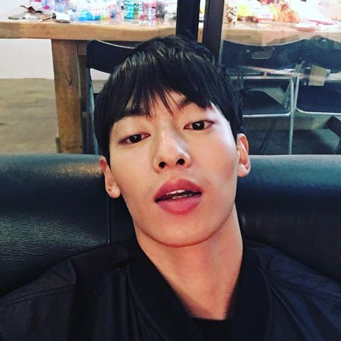 어진 tweet media
