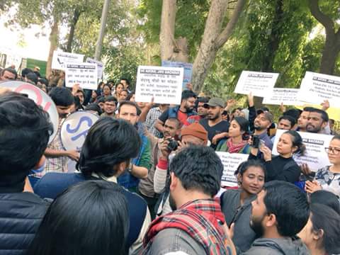 ShankarKumar_'s tweet photo. Thousand of students March to MHRD,
VC Hatao JNU Bachao!
#NotOurVC
#RollBackCompulsoryAttendance https://t.co/CkplDNEuIX